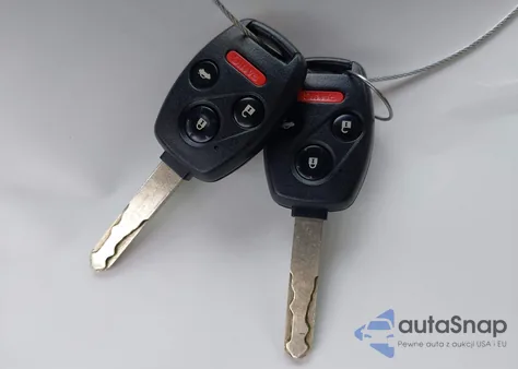 2009 Honda Accord 2.4 Ex-L z USA, uszkodzony, nr VIN 1HGCP26889A138587